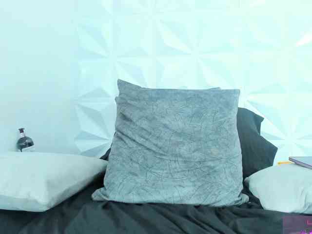 Natasha-Colins webcam