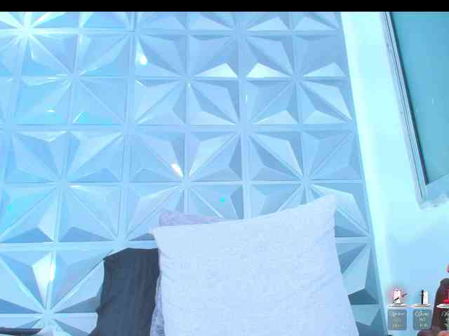 Natasha-Colins webcam