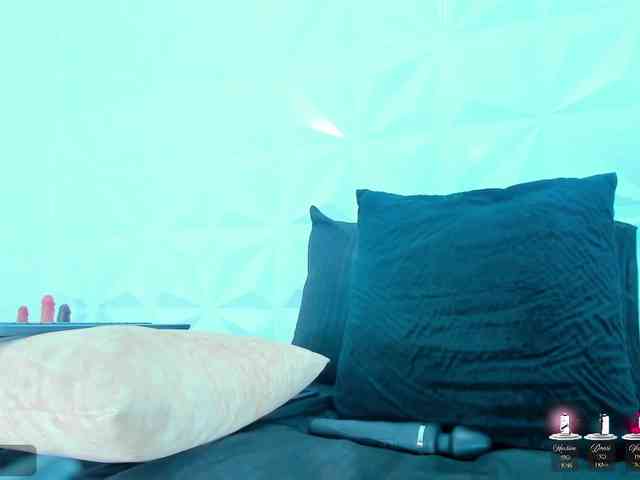 Natasha-Colins webcam