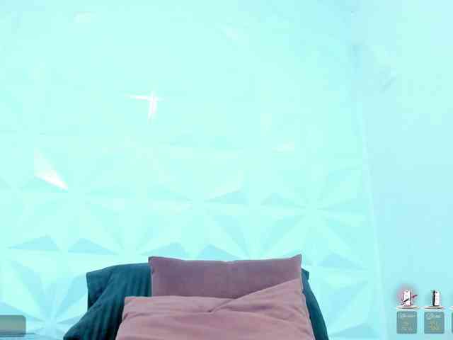 Natasha-Colins webcam