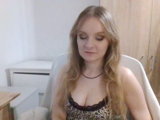 AlmaNatural Porn Show