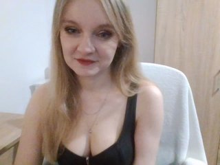 AlmaNatural Porn Show