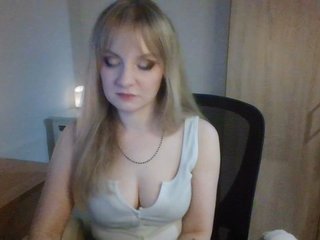 AlmaNatural Porn Show