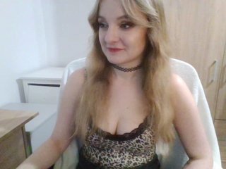 AlmaNatural Porn Show