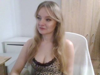 AlmaNatural Porn Show