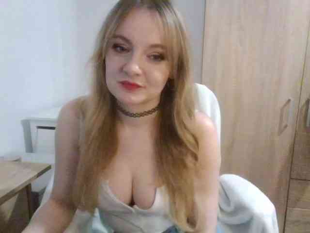 AlmaNatural's Sexcam