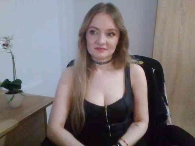 free chat online AlmaNatural