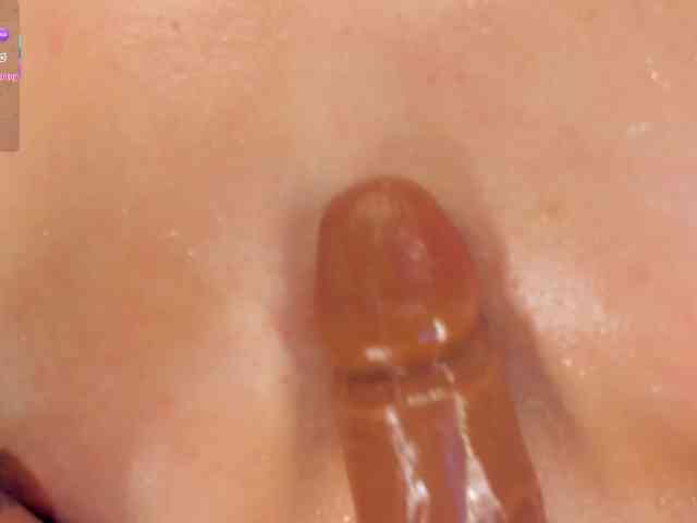 KimHiltoon webcam