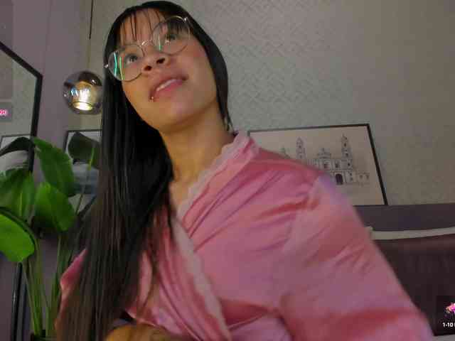KimHiltoon webcam