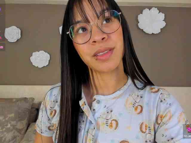 KimHiltoon webcam