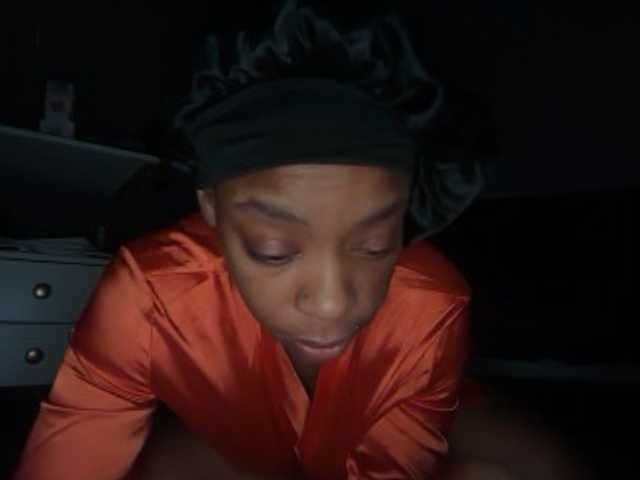 DelightfulDark webcam bongacams model stream image