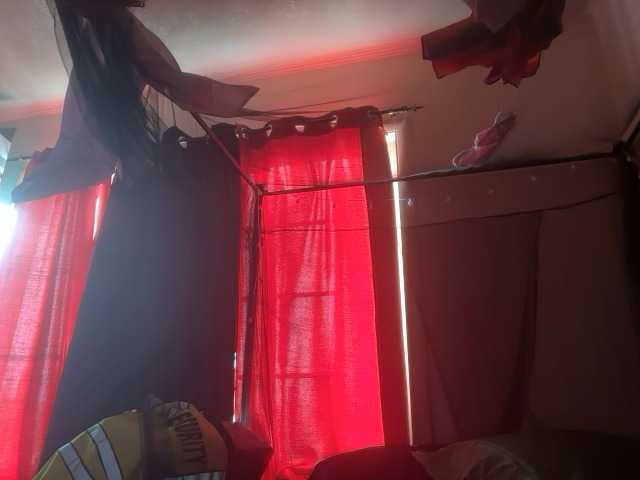 DelightfulDark webcam bongacams model stream image