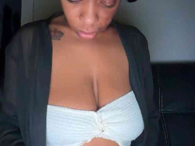 DelightfulDark webcam