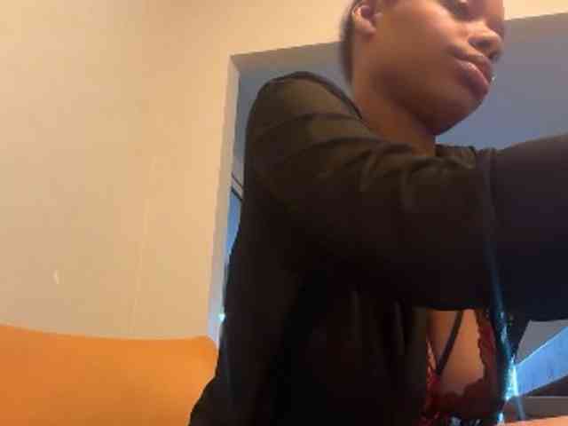 DelightfulDark webcam