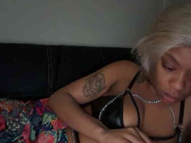 DelightfulDark webcam