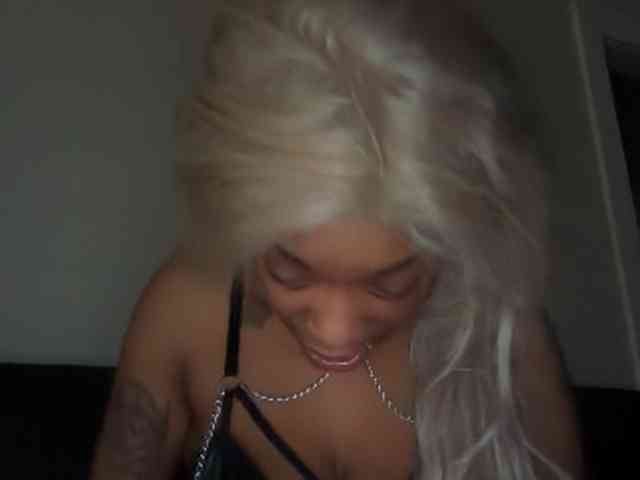 DelightfulDark webcam