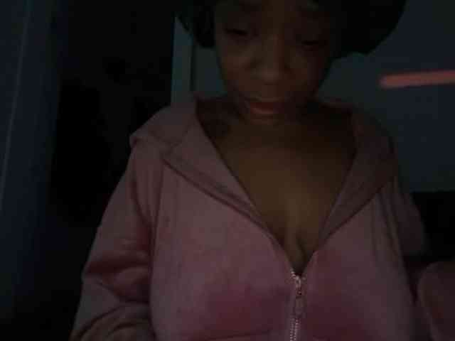 DelightfulDark webcam