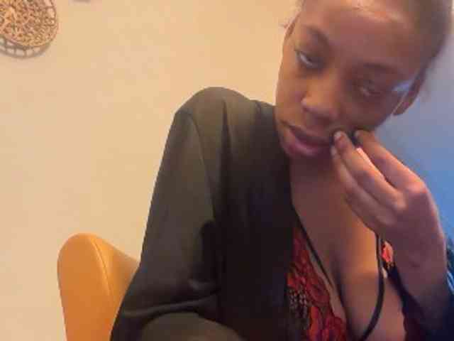 DelightfulDark webcam