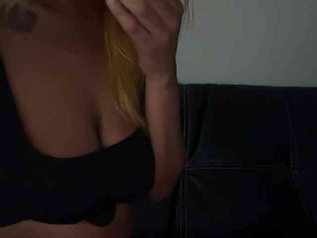 DelightfulDark webcam