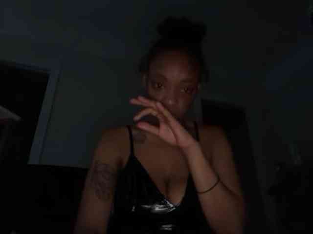 DelightfulDark webcam