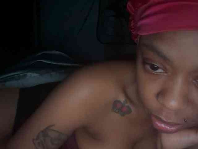 DelightfulDark webcam