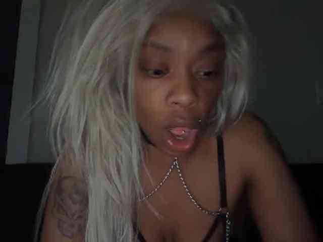 DelightfulDark webcam