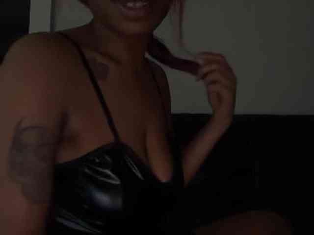 DelightfulDark webcam