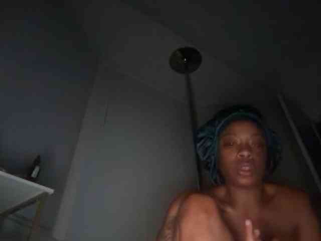 DelightfulDark webcam