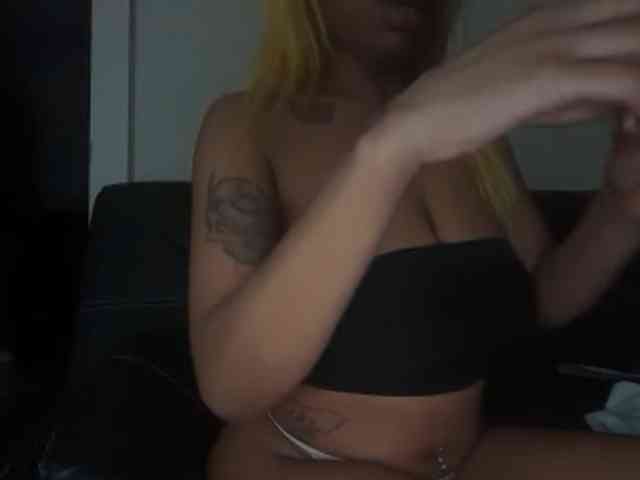 DelightfulDark webcam