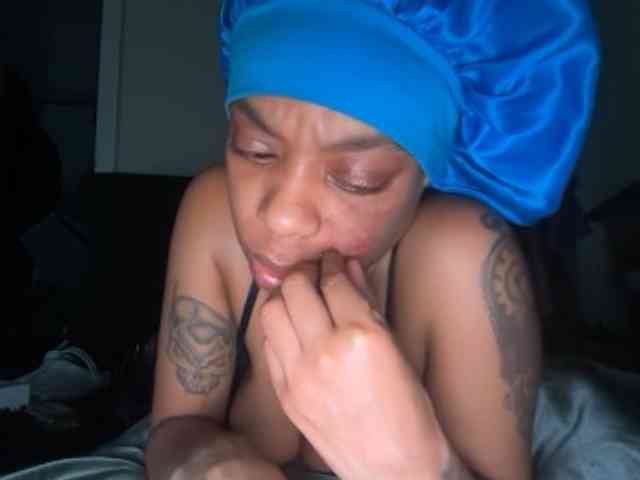 DelightfulDark webcam