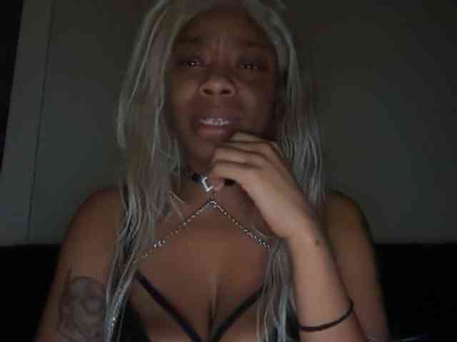 DelightfulDark webcam