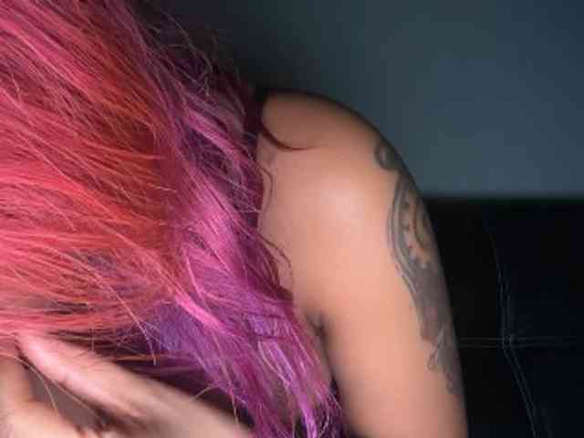 DelightfulDark webcam