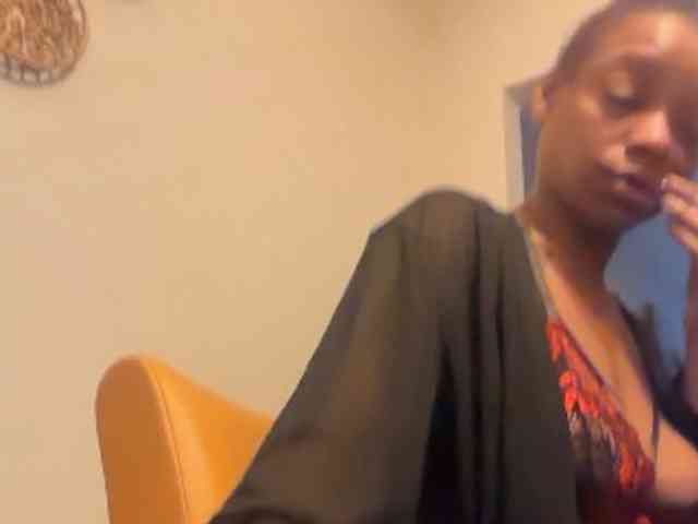 DelightfulDark webcam