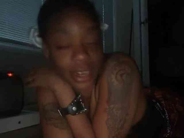 DelightfulDark Live Webcam on BongaCams