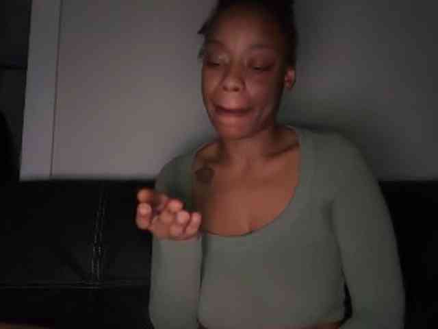 DelightfulDark webcam