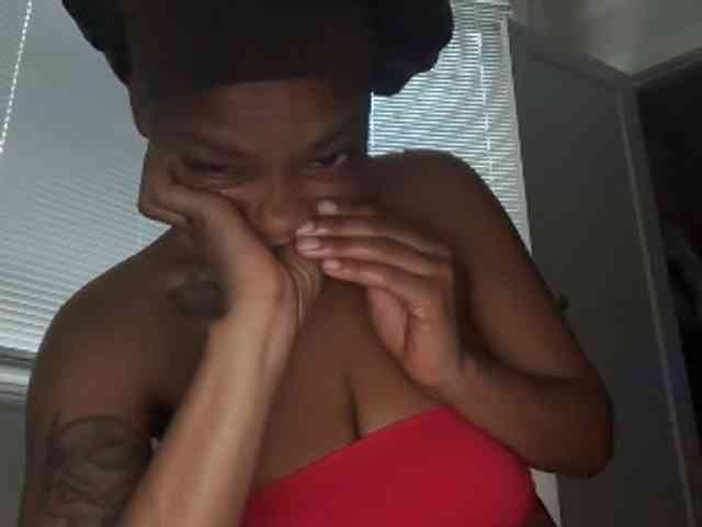 DelightfulDark webcam