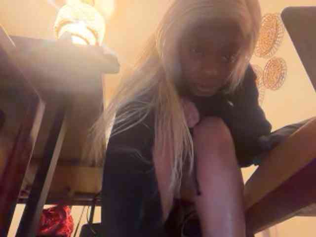 DelightfulDark webcam