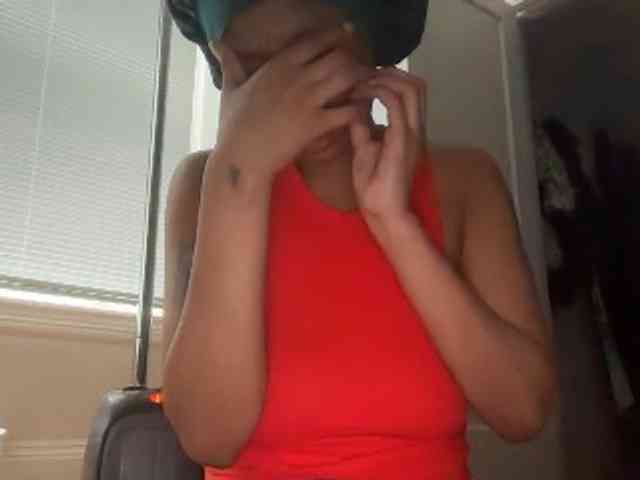 DelightfulDark webcam