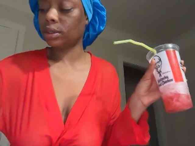 DelightfulDark webcam