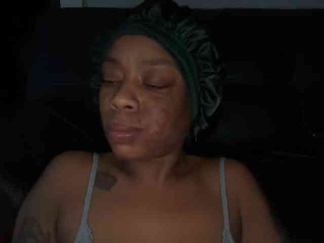 DelightfulDark webcam