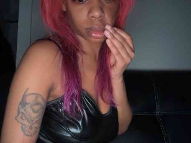 DelightfulDark webcam