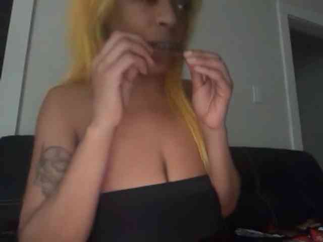 DelightfulDark webcam