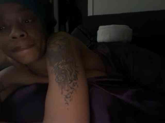 DelightfulDark webcam