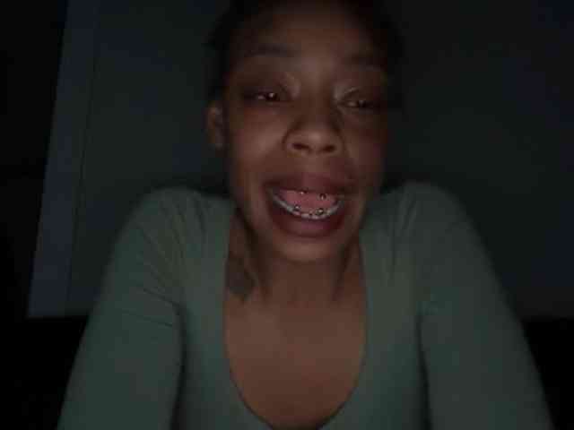 DelightfulDark webcam