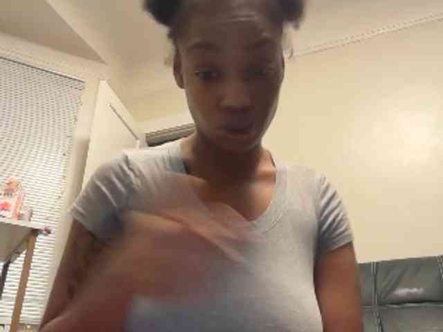 DelightfulDark webcam