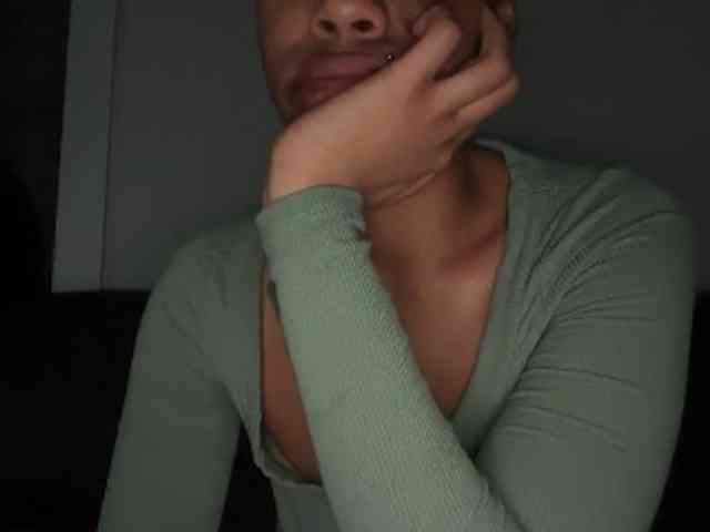 DelightfulDark webcam