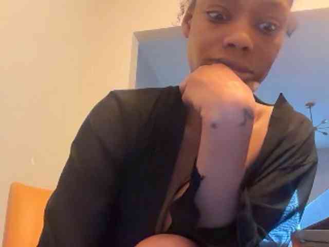 DelightfulDark webcam