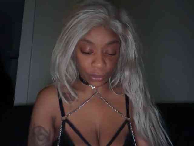 DelightfulDark webcam