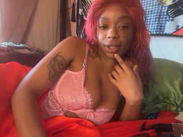 DelightfulDark Live Webcam on BongaCams