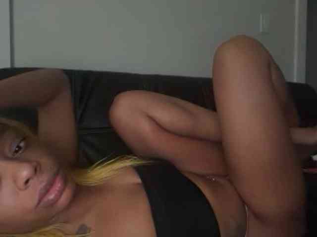 DelightfulDark webcam